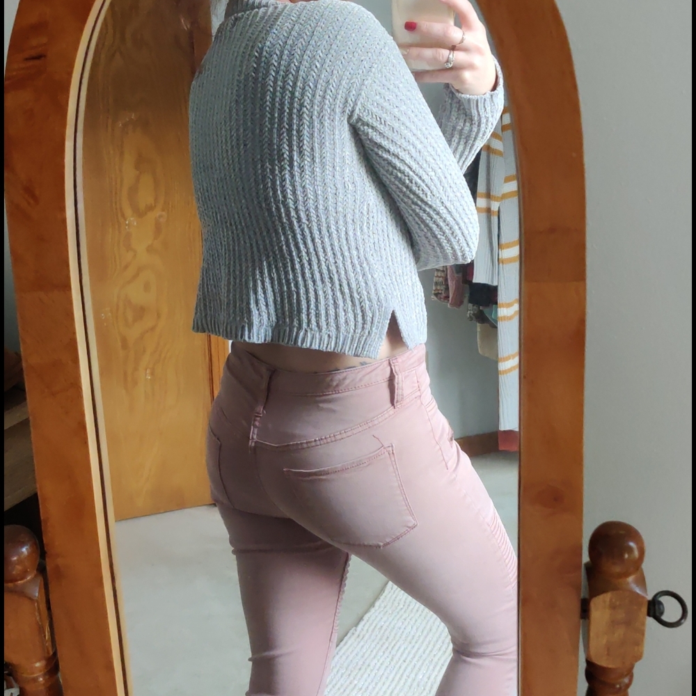 🌻3 for 12🌻 Aeropostale sweater - Picture 3 of 7